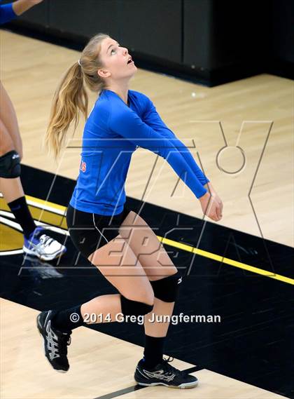 Thumbnail 2 in Kelseyville vs. Tamalpais (Nor-Cal Invitational) photogallery.