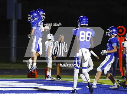 Thumbnail 2 in Highlands @ Covington Catholic photogallery.