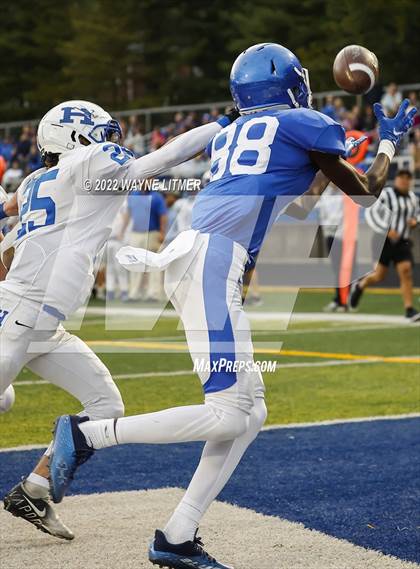 Thumbnail 2 in Highlands @ Covington Catholic photogallery.