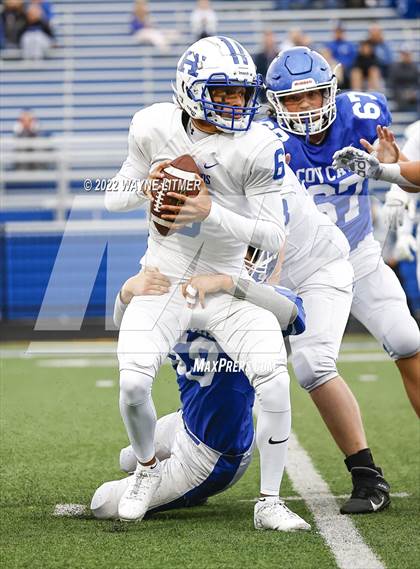 Thumbnail 1 in Highlands @ Covington Catholic photogallery.