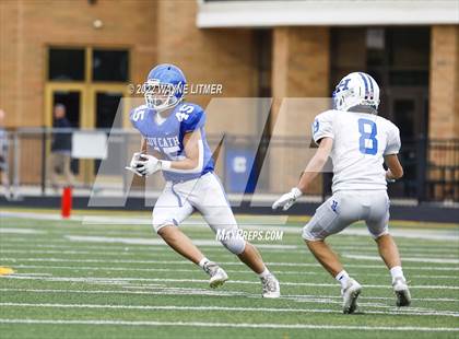 Thumbnail 1 in Highlands @ Covington Catholic photogallery.
