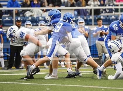 Thumbnail 3 in Highlands @ Covington Catholic photogallery.