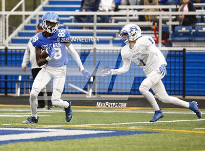 Thumbnail 2 in Highlands @ Covington Catholic photogallery.