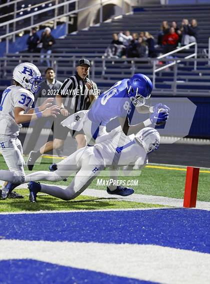 Thumbnail 2 in Highlands @ Covington Catholic photogallery.