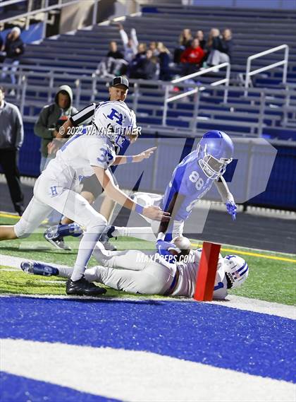 Thumbnail 1 in Highlands @ Covington Catholic photogallery.