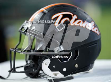 Thumbnail 1 in Haltom @ Martin photogallery.