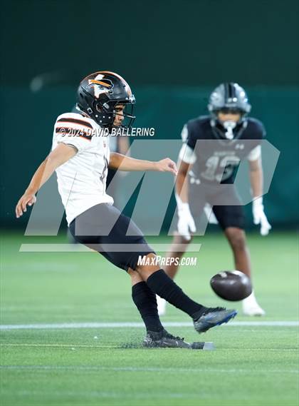 Thumbnail 2 in Haltom @ Martin photogallery.