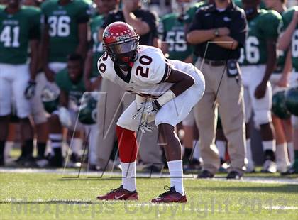 Thumbnail 2 in Arlington vs. Cedar Hill (UIL 5A Division 2 Regional Playoff) photogallery.