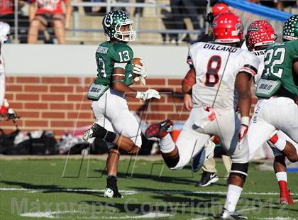 Thumbnail 1 in Arlington vs. Cedar Hill (UIL 5A Division 2 Regional Playoff) photogallery.