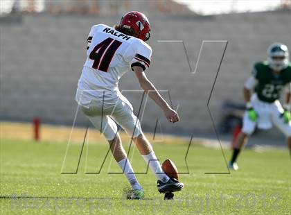 Thumbnail 3 in Arlington vs. Cedar Hill (UIL 5A Division 2 Regional Playoff) photogallery.