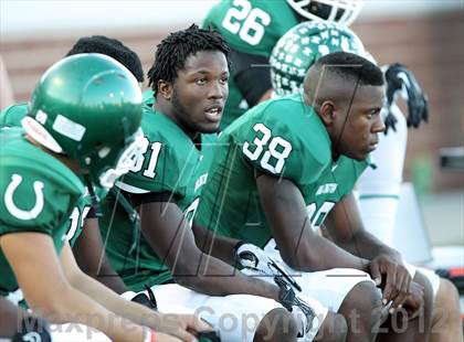 Thumbnail 3 in Arlington vs. Cedar Hill (UIL 5A Division 2 Regional Playoff) photogallery.