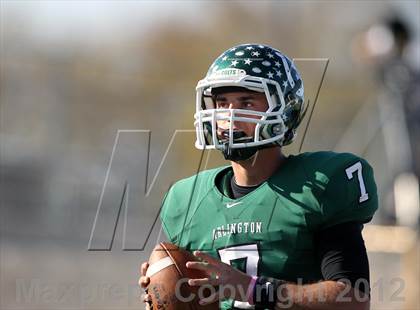 Thumbnail 3 in Arlington vs. Cedar Hill (UIL 5A Division 2 Regional Playoff) photogallery.