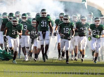Thumbnail 1 in Arlington vs. Cedar Hill (UIL 5A Division 2 Regional Playoff) photogallery.