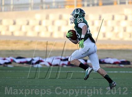 Thumbnail 1 in Arlington vs. Cedar Hill (UIL 5A Division 2 Regional Playoff) photogallery.