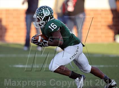 Thumbnail 1 in Arlington vs. Cedar Hill (UIL 5A Division 2 Regional Playoff) photogallery.