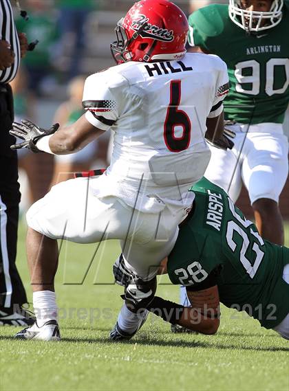 Thumbnail 3 in Arlington vs. Cedar Hill (UIL 5A Division 2 Regional Playoff) photogallery.