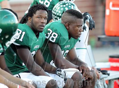 Thumbnail 1 in Arlington vs. Cedar Hill (UIL 5A Division 2 Regional Playoff) photogallery.