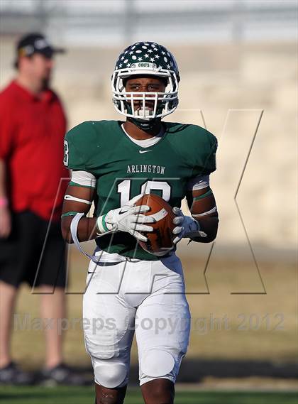 Thumbnail 3 in Arlington vs. Cedar Hill (UIL 5A Division 2 Regional Playoff) photogallery.