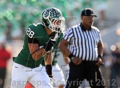 Thumbnail 1 in Arlington vs. Cedar Hill (UIL 5A Division 2 Regional Playoff) photogallery.