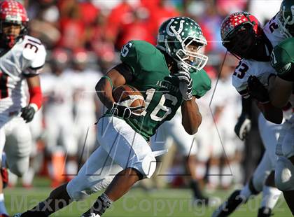 Thumbnail 3 in Arlington vs. Cedar Hill (UIL 5A Division 2 Regional Playoff) photogallery.