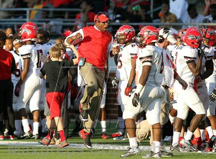 Thumbnail 3 in Arlington vs. Cedar Hill (UIL 5A Division 2 Regional Playoff) photogallery.