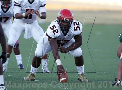 Thumbnail 2 in Arlington vs. Cedar Hill (UIL 5A Division 2 Regional Playoff) photogallery.