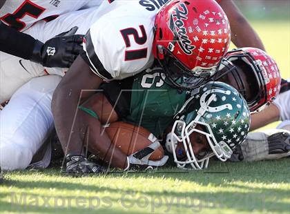 Thumbnail 1 in Arlington vs. Cedar Hill (UIL 5A Division 2 Regional Playoff) photogallery.