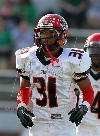 Thumbnail 1 in Arlington vs. Cedar Hill (UIL 5A Division 2 Regional Playoff) photogallery.