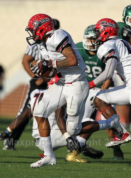 Thumbnail 3 in Arlington vs. Cedar Hill (UIL 5A Division 2 Regional Playoff) photogallery.