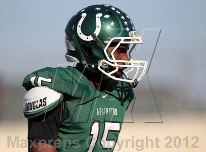 Thumbnail 1 in Arlington vs. Cedar Hill (UIL 5A Division 2 Regional Playoff) photogallery.