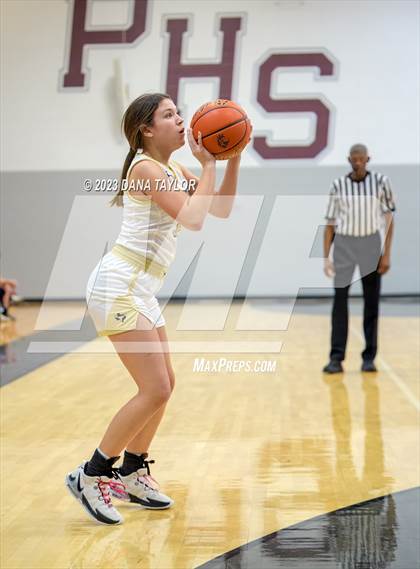 Thumbnail 3 in Gordon vs Henrietta (Mesquite Pit Classic Tournament) photogallery.