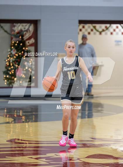Thumbnail 1 in Gordon vs Henrietta (Mesquite Pit Classic Tournament) photogallery.