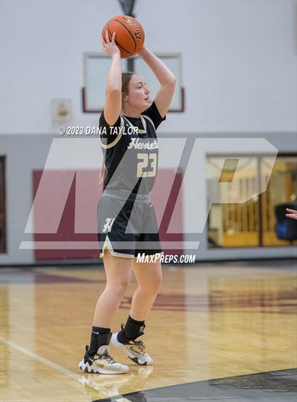 Thumbnail 1 in Gordon vs Henrietta (Mesquite Pit Classic Tournament) photogallery.