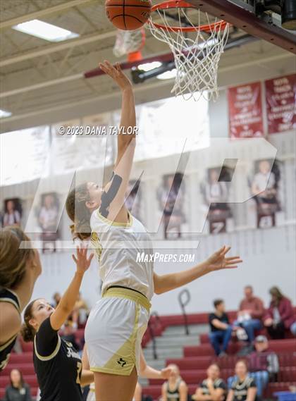 Thumbnail 1 in Gordon vs Henrietta (Mesquite Pit Classic Tournament) photogallery.
