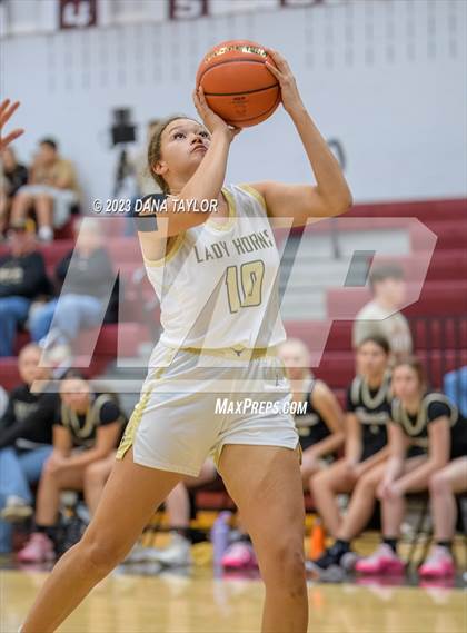 Thumbnail 3 in Gordon vs Henrietta (Mesquite Pit Classic Tournament) photogallery.