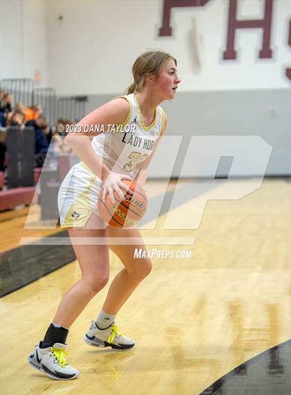 Thumbnail 1 in Gordon vs Henrietta (Mesquite Pit Classic Tournament) photogallery.