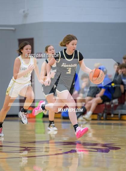 Thumbnail 2 in Gordon vs Henrietta (Mesquite Pit Classic Tournament) photogallery.