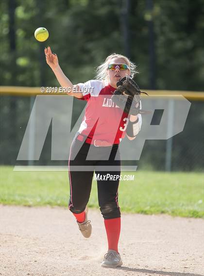 Thumbnail 3 in Cameron County vs Clarion Area (PIAA D9 1A 1st Rd) photogallery.