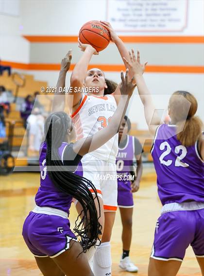Thumbnail 2 in Fulshear @ Seven Lakes photogallery.