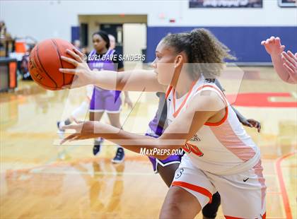 Thumbnail 2 in Fulshear @ Seven Lakes photogallery.