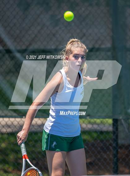 Thumbnail 1 in NCHSAA 3A Mid-East Regionals - Singles photogallery.