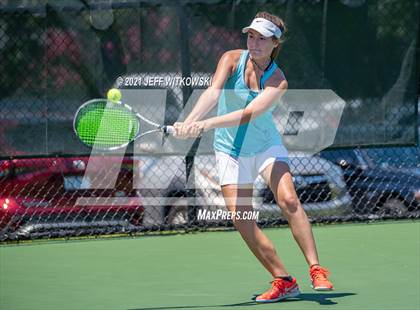 Thumbnail 2 in NCHSAA 3A Mid-East Regionals - Singles photogallery.