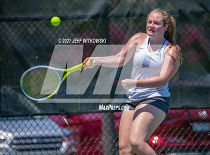Thumbnail 2 in NCHSAA 3A Mid-East Regionals - Singles photogallery.