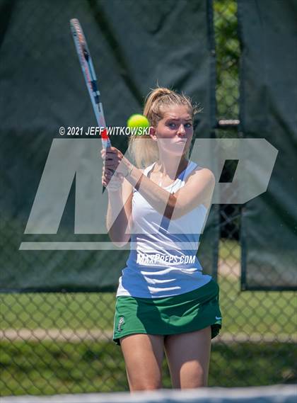 Thumbnail 3 in NCHSAA 3A Mid-East Regionals - Singles photogallery.