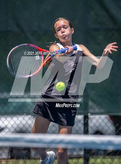 Thumbnail 2 in NCHSAA 3A Mid-East Regionals - Singles photogallery.