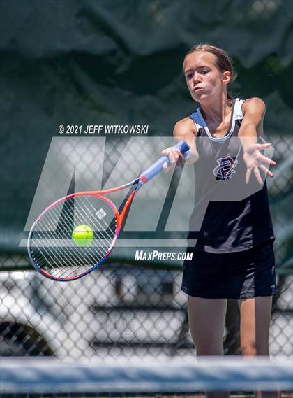 Thumbnail 2 in NCHSAA 3A Mid-East Regionals - Singles photogallery.