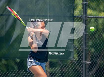 Thumbnail 1 in NCHSAA 3A Mid-East Regionals - Singles photogallery.