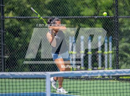 Thumbnail 3 in NCHSAA 3A Mid-East Regionals - Singles photogallery.