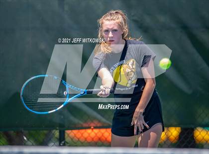 Thumbnail 2 in NCHSAA 3A Mid-East Regionals - Singles photogallery.