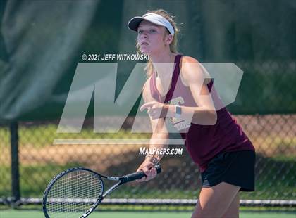 Thumbnail 3 in NCHSAA 3A Mid-East Regionals - Singles photogallery.